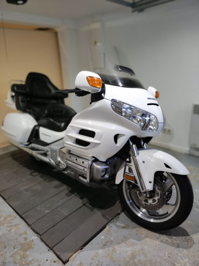 HONDA GOLDWING 1800 - GOUSSAINVILLE HONDA GOLDWING 1800 - GOUSSAINVILLE