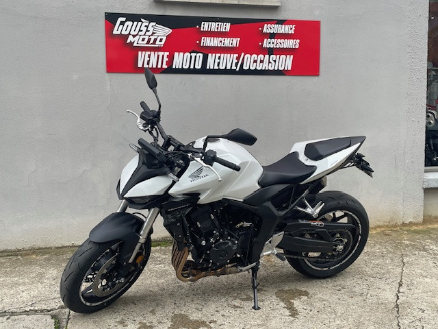 HONDA HORNET 1000 - GOUSSAINVILLE