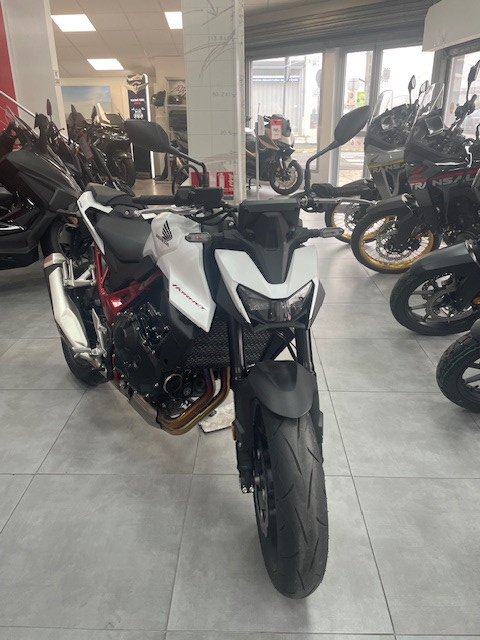 HONDA HORNET 750 A2 - GOUSSAINVILLE