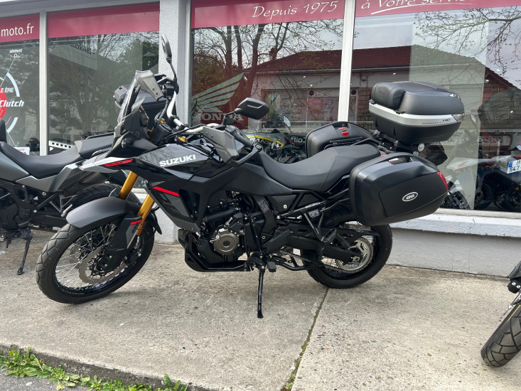 SUZUKI VSTROM 800 DE - GOUSSAINVILLE