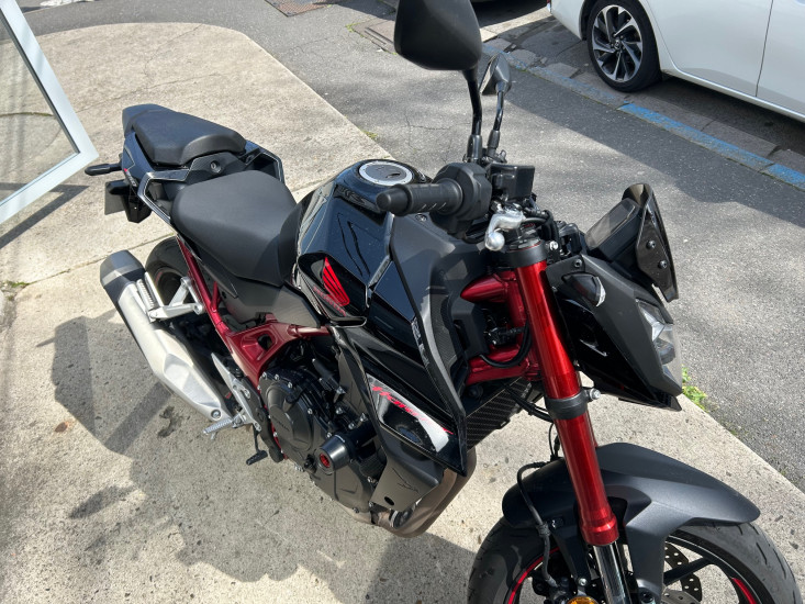 HONDA HORNET 750 - GOUSSAINVILLE