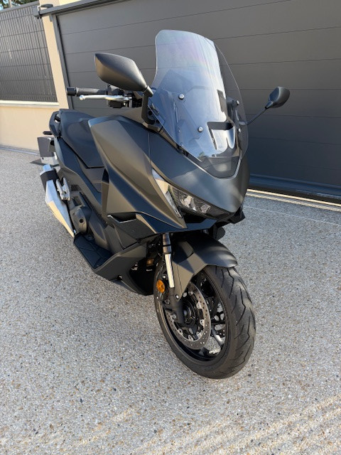 HONDA FORZA 750 - GOUSSAINVILLE